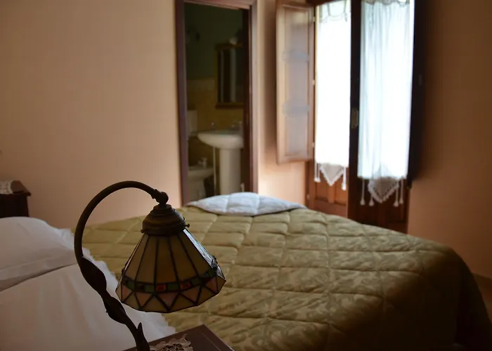 La Sentinella Frühstückspension Civita